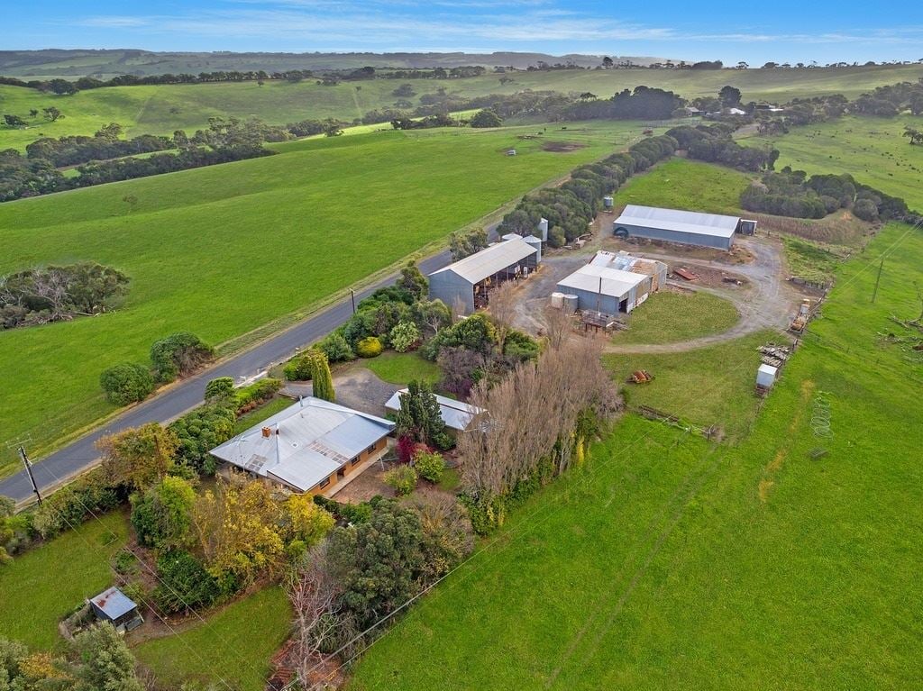 060-LSY2782-Fleurieu-Peninsula